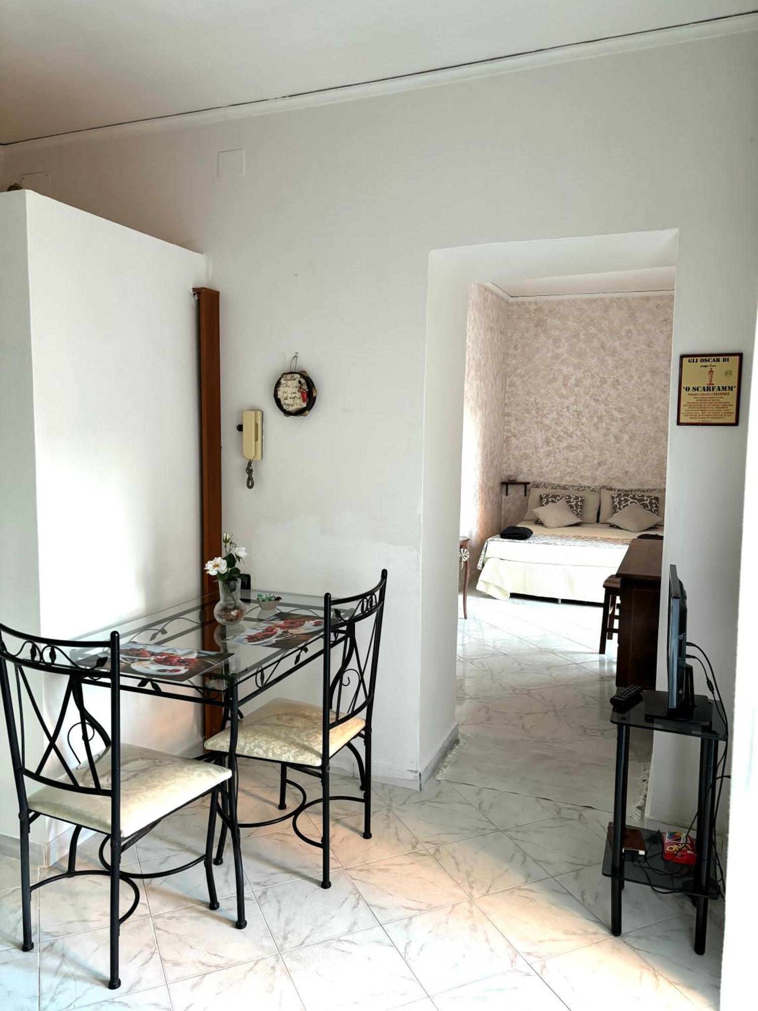 Rian House Apartment เนเปิลส์ ภายนอก รูปภาพ