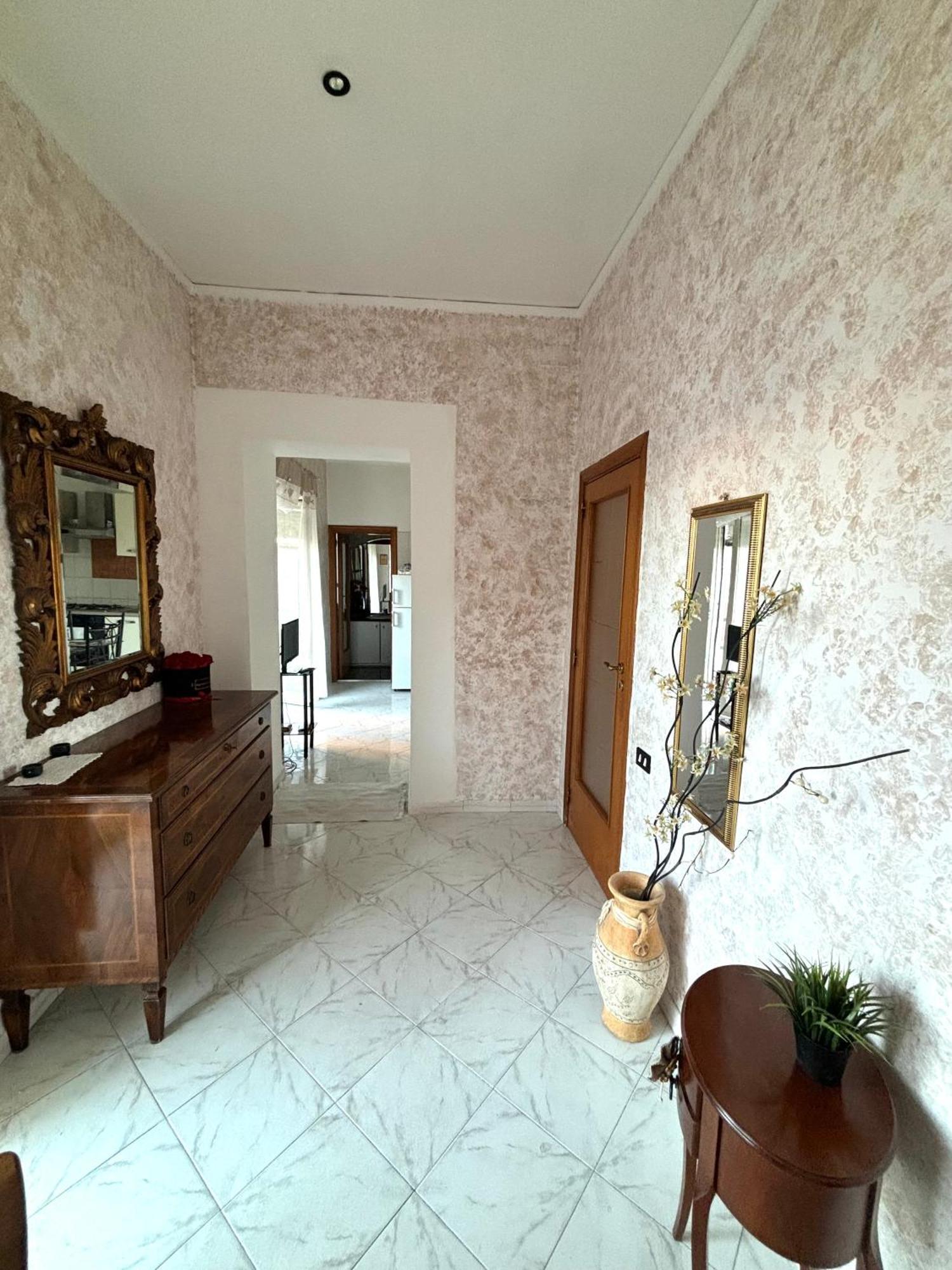 Rian House Apartment เนเปิลส์ ภายนอก รูปภาพ